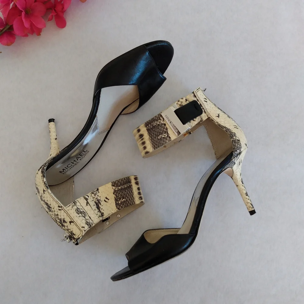 Michael Kors Snake Skin Mary Jane Heels Size 7 - Picture 2 of 4